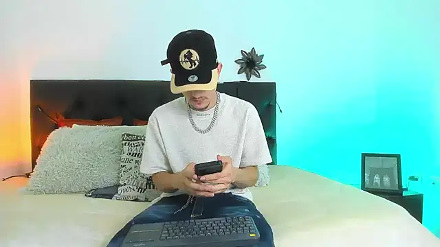 PhilipRich online show from 03-12-25, 09:24