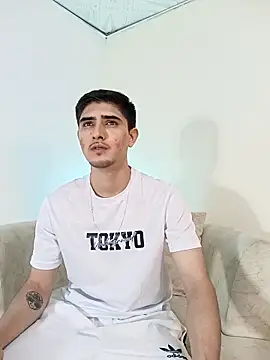 PhilipRich online show from 10-21-25, 05:46