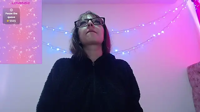 Aurora blossom   online show from 12-15-25, 07:18