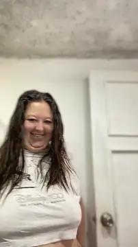 Chloee ep online show from 04-08-26, 01:11