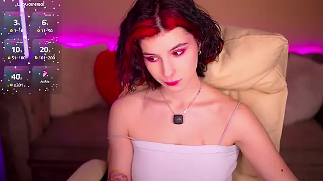 HaylaAmber online show from 03-25-26, 02:01