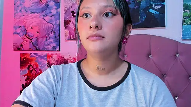 Mila nixon02 online show from 07-10-26, 05:15