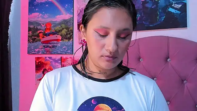 Mila nixon02 online show from 07-24-26, 05:00