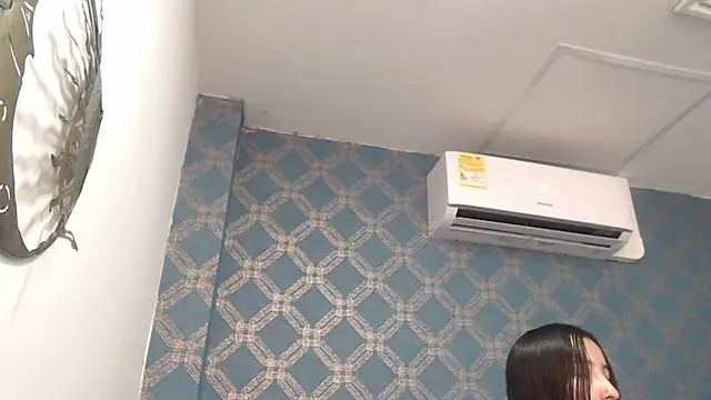 Snapshot of violeta_cute18 chatting on 02-13-25, 06:59 violeta cute18 online show from 02-13-25, 06:59