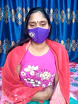 Hot Maleka online show from 02-10-25, 04:04