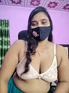 Hot Maleka online show from 10-21-25, 02:29