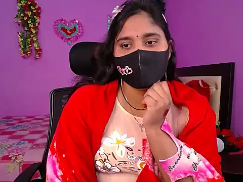 Hot Maleka online show from 01-15-26, 04:55