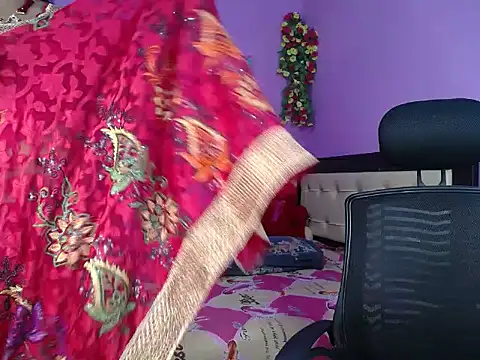 Hot Maleka online show from 02-16-26, 04:47