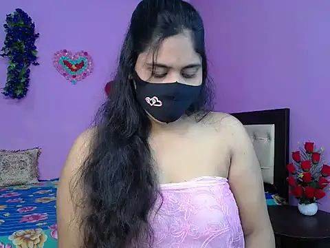 Hot Maleka online show from 03-30-26, 07:37