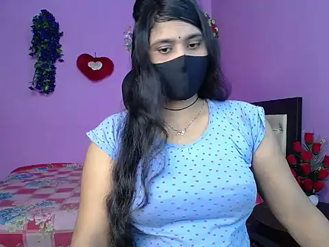 Hot Maleka online show from 05-21-26, 04:58
