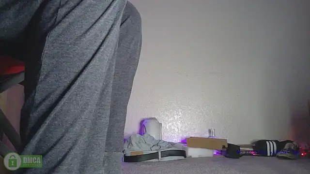 Snapshot of SlammyDjr chatting on 02-17-25, 05:53 SlammyDjr online show from 02-17-25, 05:53