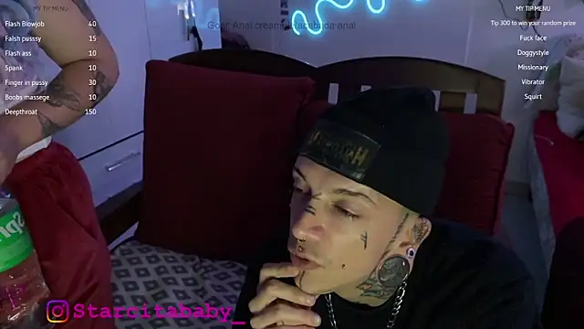 Snapshot of Seebohm1111 chatting on 04-05-26, 04:20 Seebohm1111 online show from 04-05-26, 04:20