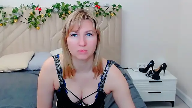 Incredible Ariela online show from 04-15-26, 07:15