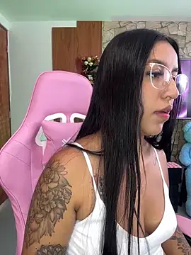 Tamara Roberts1 online show from 01-08-25, 03:28