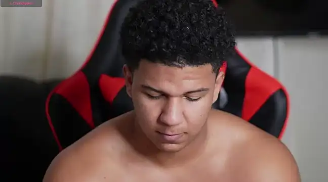 Snapshot of May_Dylan1 chatting on 12-18-24, 05:26 May Dylan1 online show from 12-18-24, 05:26