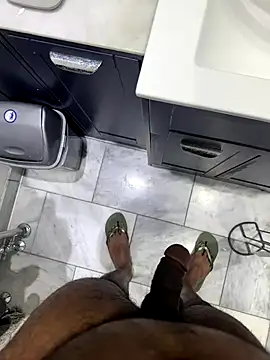 Snapshot of Rahul_sub chatting on 11-16-25, 06:57 Rahul sub online show from 11-16-25, 06:57