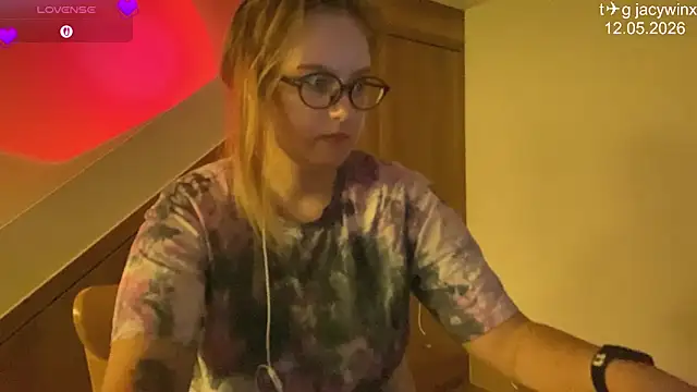 JacyWinslat online show from 05-12-26, 05:54