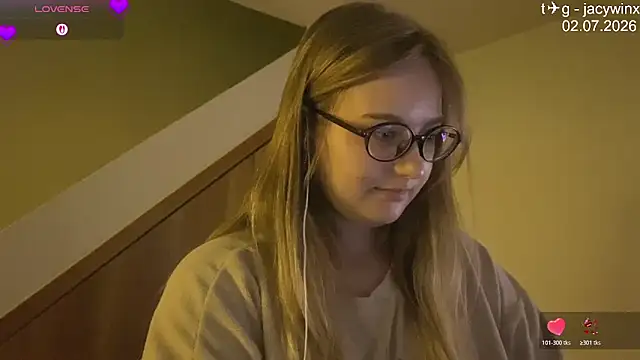 Snapshot of JacyWinslat chatting on 07-02-26, 02:45 JacyWinslat online show from 07-02-26, 02:45