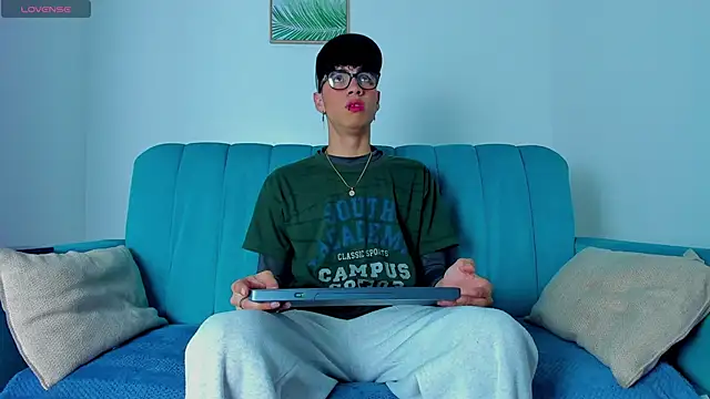 NeoRaptis online show from 03-18-25, 08:15