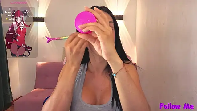 Snapshot of vittorialombardi__ chatting on 02-10-26, 07:01 vittorialombardi online show from 02-10-26, 07:01