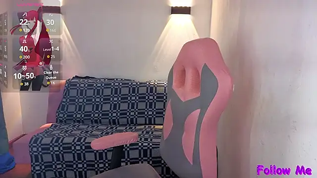 vittorialombardi   online show from 03-25-26, 01:39