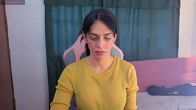 Snapshot of vittorialombardi__ chatting on 06-22-26, 09:34 vittorialombardi online show from 06-22-26, 09:34