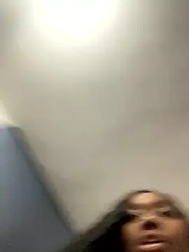 Snapshot of EscorpiLeoncita chatting on 01-10-26, 04:03 EscorpiLeoncita online show from 01-10-26, 04:03