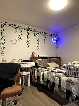 Kittyymaze1 online show from 11-26-25, 06:09