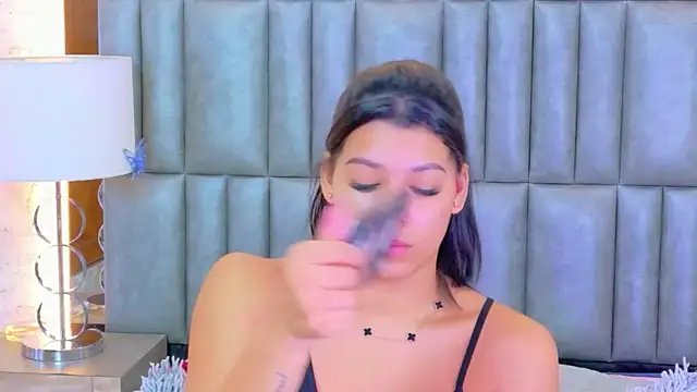 TiaraRosse online show from 03-08-26, 03:43