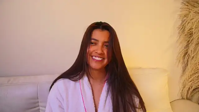 Rebeca Williams  online show from 02-13-25, 03:18