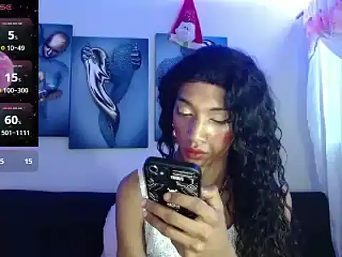 Snapshot of Maidi_ chatting on 12-31-24, 02:03 Maidi online show from 12-31-24, 02:03