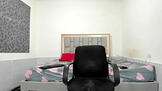 simookeler online show from 12-18-25, 05:08