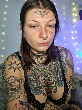 lizzardqueeen online show from 02-20-26, 06:10