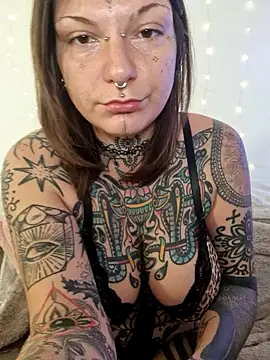 lizzardqueeen online show from 02-21-26, 07:53