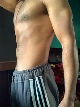 Snapshot of Vampire_xoxo chatting on 01-07-25, 09:18 Vampire xoxo online show from 01-07-25, 09:18