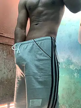 Snapshot of Vampire_xoxo chatting on 02-14-25, 07:17 Vampire xoxo online show from 02-14-25, 07:17