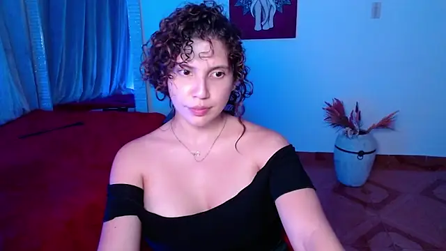 Snapshot of Sigrid- chatting on 03-11-25, 03:37 Sigrid- online show from 03-11-25, 03:37