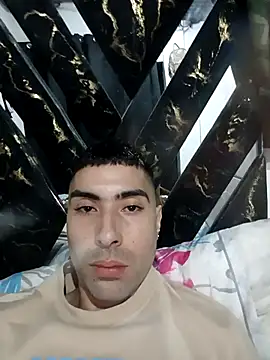 Snapshot of Joosee1696 chatting on 02-15-26, 11:23 Joosee1696 online show from 02-15-26, 11:23