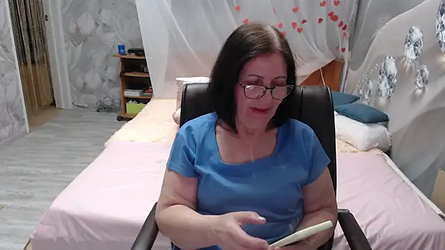 OlgaHottie online show from 04-09-26, 12:43