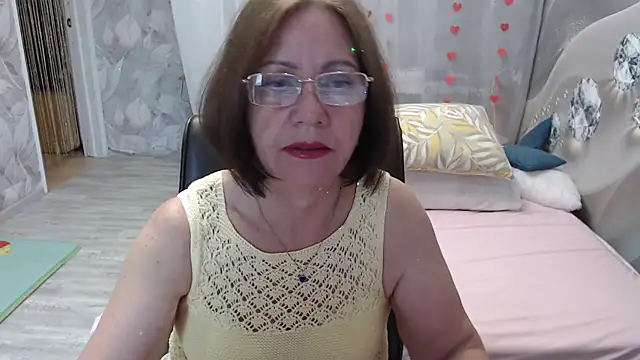 OlgaHottie online show from 07-27-26, 11:45