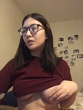 Snapshot of Prudie_Gabriella chatting on 12-10-24, 12:27 Prudie Gabriella online show from 12-10-24, 12:27
