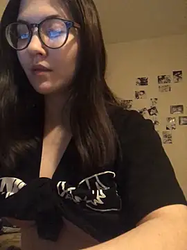 Snapshot of Prudie_Gabriella chatting on 12-11-24, 01:39 Prudie Gabriella online show from 12-11-24, 01:39