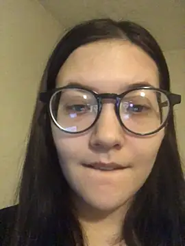 Snapshot of Prudie_Gabriella chatting on 01-12-25, 01:27 Prudie Gabriella online show from 01-12-25, 01:27