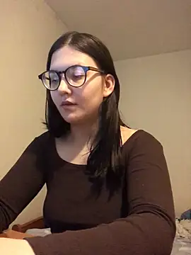 Snapshot of Prudie_Gabriella chatting on 02-23-25, 02:25 Prudie Gabriella online show from 02-23-25, 02:25