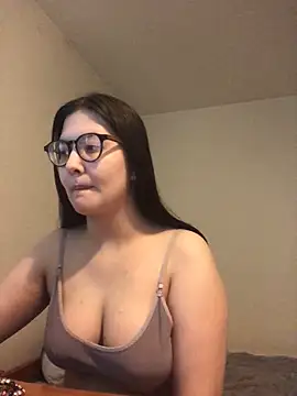 Snapshot of Prudie_Gabriella chatting on 03-12-25, 01:19 Prudie Gabriella online show from 03-12-25, 01:19