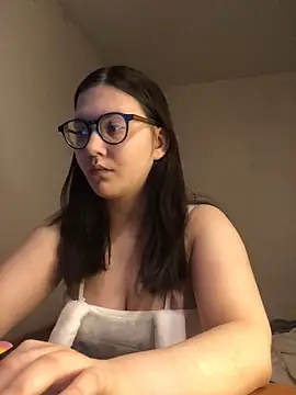 Snapshot of Prudie_Gabriella chatting on 03-22-25, 05:20 Prudie Gabriella online show from 03-22-25, 05:20