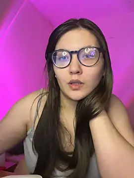 Snapshot of Prudie_Gabriella chatting on 09-27-25, 02:55 Prudie Gabriella online show from 09-27-25, 02:55