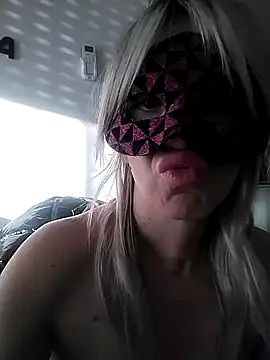 Snapshot of porcedda38 chatting on 12-27-24, 07:51 porcedda38 online show from 12-27-24, 07:51