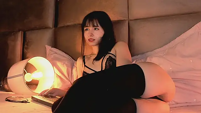 angelinepossy online show from 11-30-25, 09:52