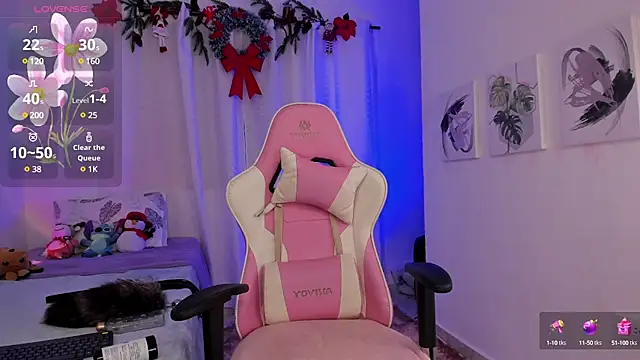 Lia Petite1 online show from 02-01-25, 11:48